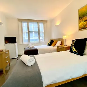  Apartment 1 Bed Apt- Sleeps 3 & Pet Friendly